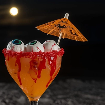Halloween cocktail ideas with a creepy eyeball beachy theme